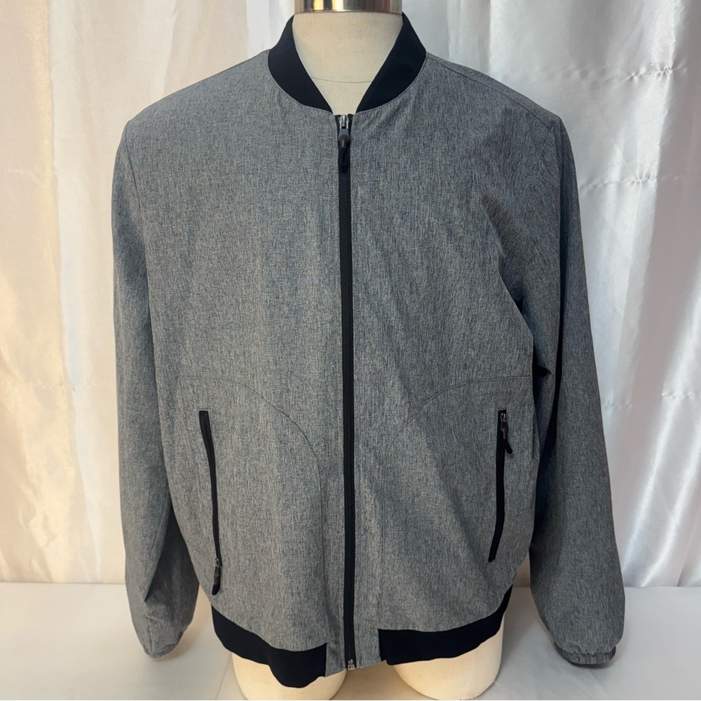 NWOT Marc Anthony Castlerock Black and Gray Bomber Style Windbreaker Jacket